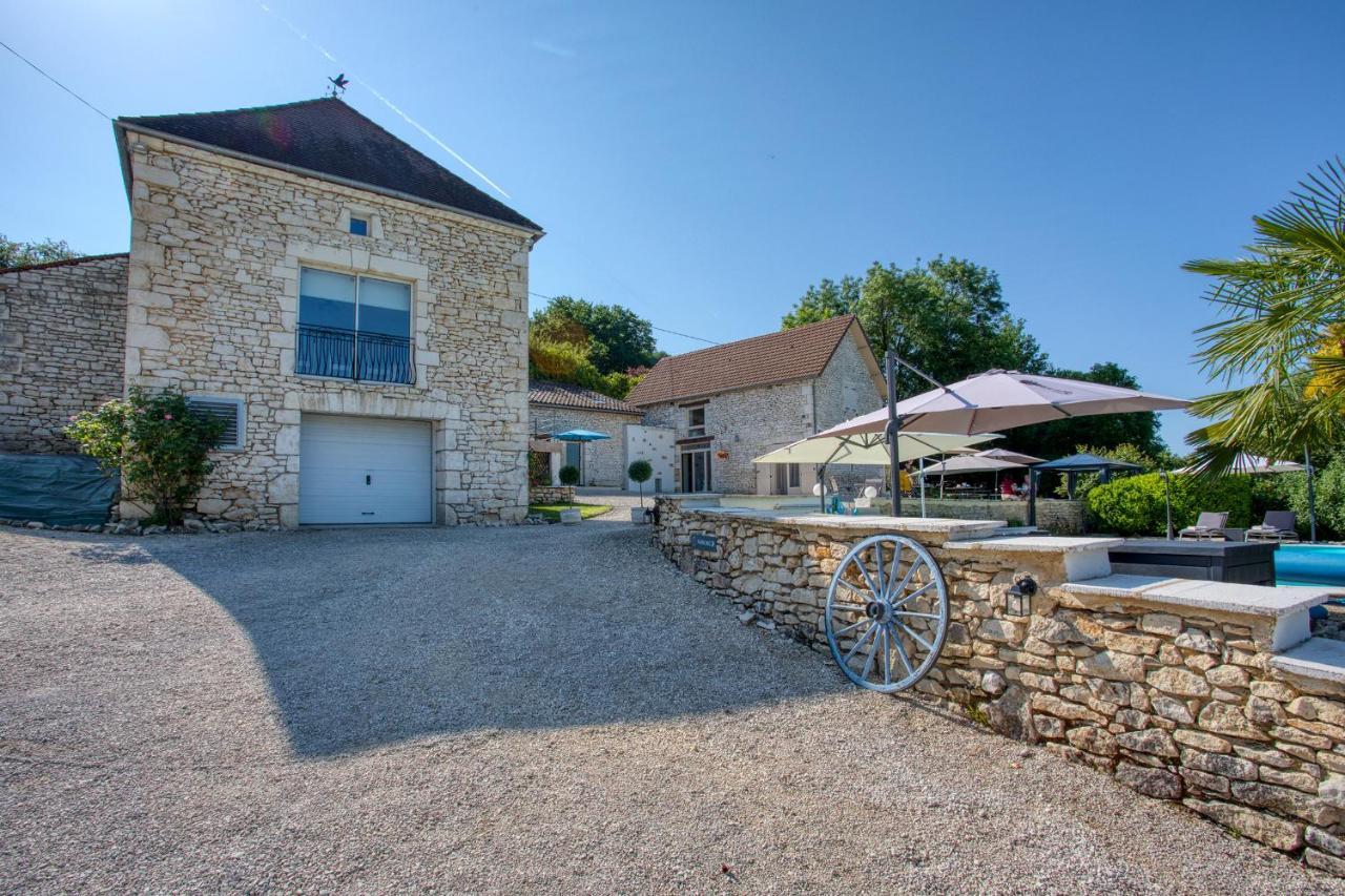 Domaine Des Pierres Blanches - Chambres D'Hotes Carlux Exteriér fotografie