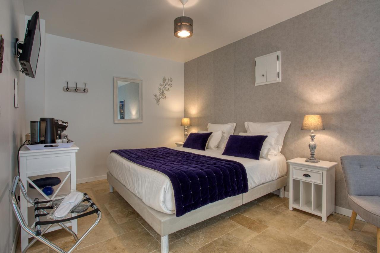 Domaine Des Pierres Blanches - Chambres D'Hotes Carlux Exteriér fotografie