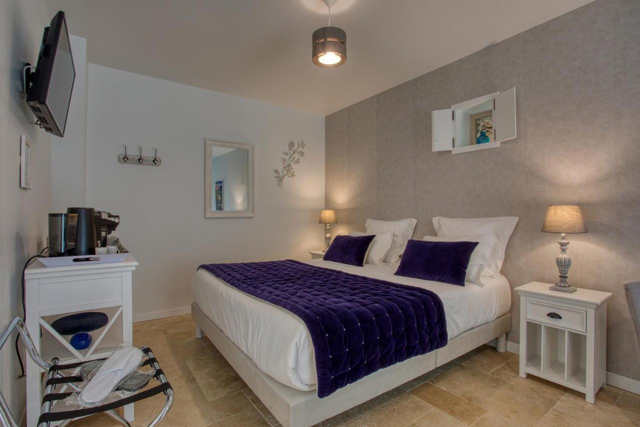 Domaine Des Pierres Blanches - Chambres D'Hotes Carlux Exteriér fotografie